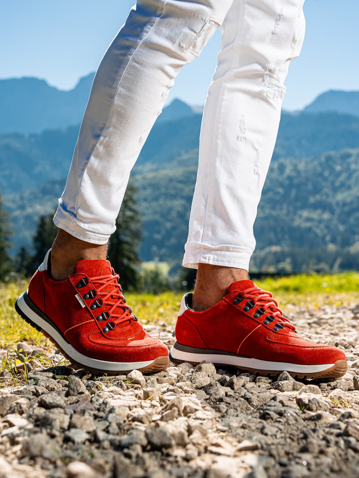 BUTY RED SHAMMY SNEAKER