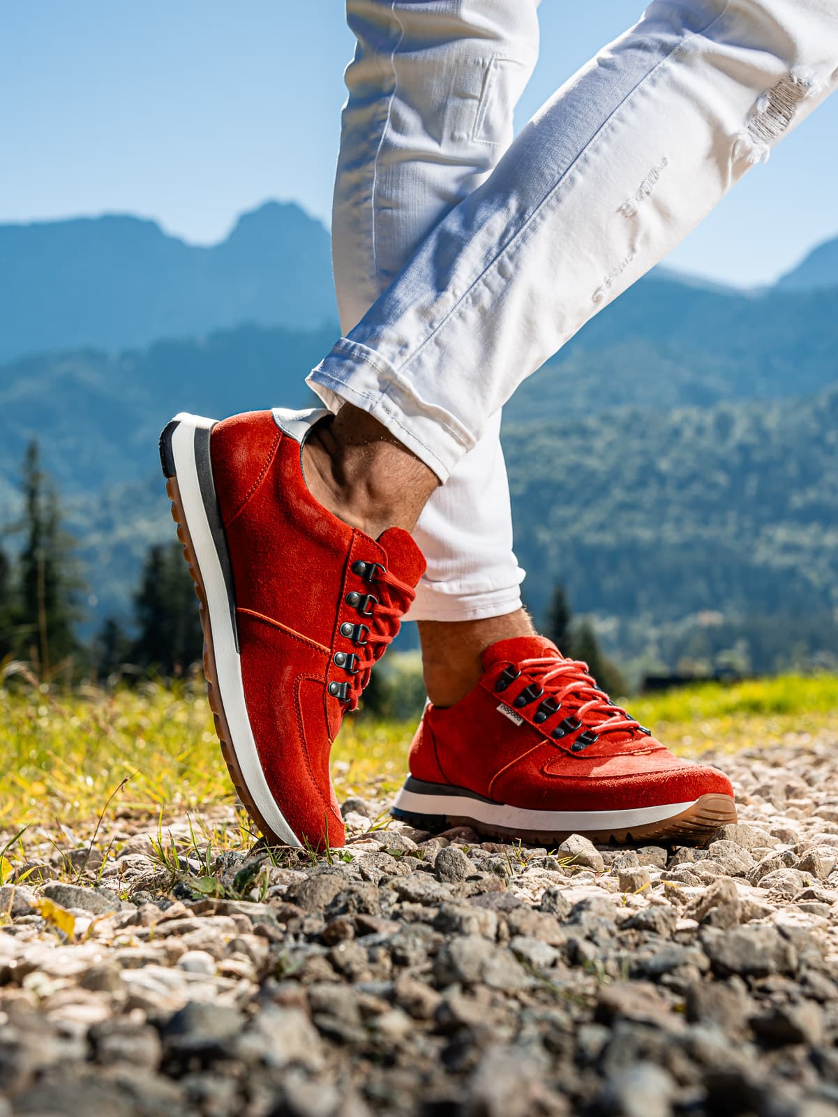 BUTY RED SHAMMY SNEAKER